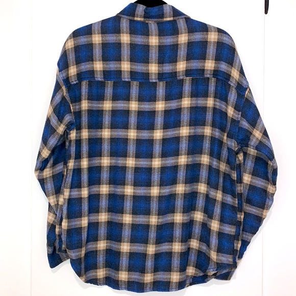 AE Flannel Men’s Medium Blue, Tan, and Cream - Picture 8 of 11